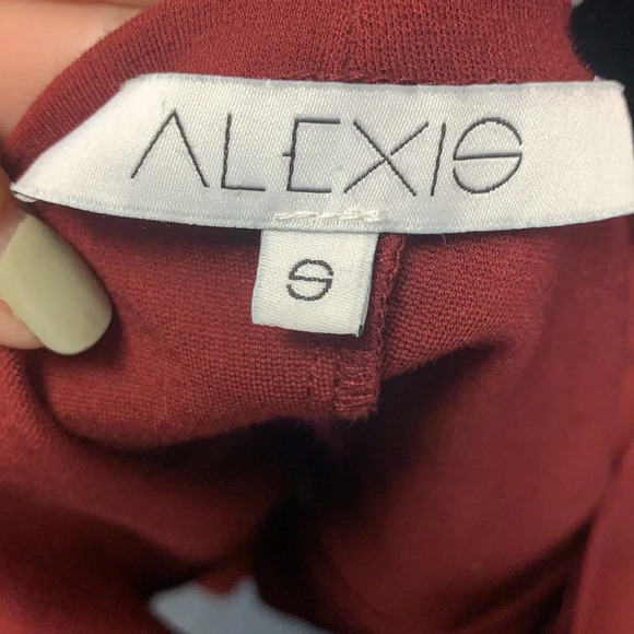 Alexis off the shoulder top - Picture 6 of 6